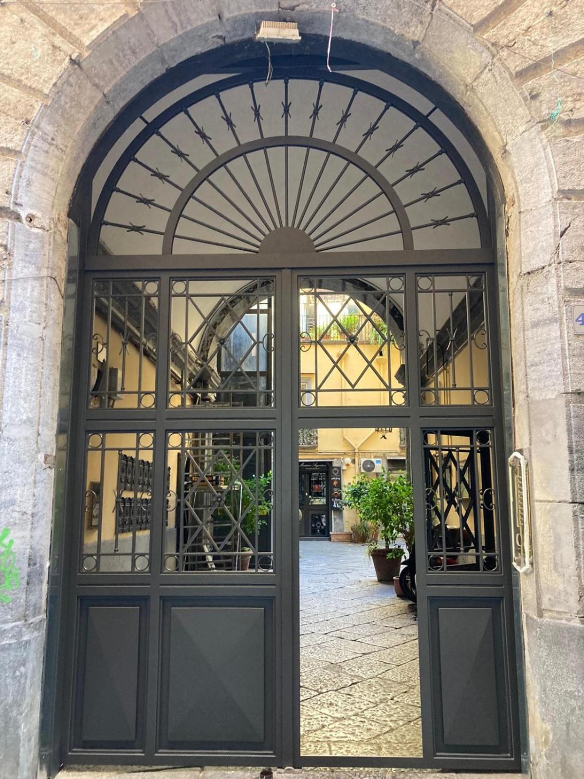 Casa Velata A Spaccanapoli Bagian luar foto